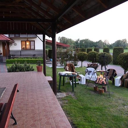 Agroturystyka Kobylnica Nad Wisla Esterno foto